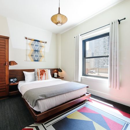 ฟรีแฮนด์ ชิคาโก Hotel ภายนอก รูปภาพ